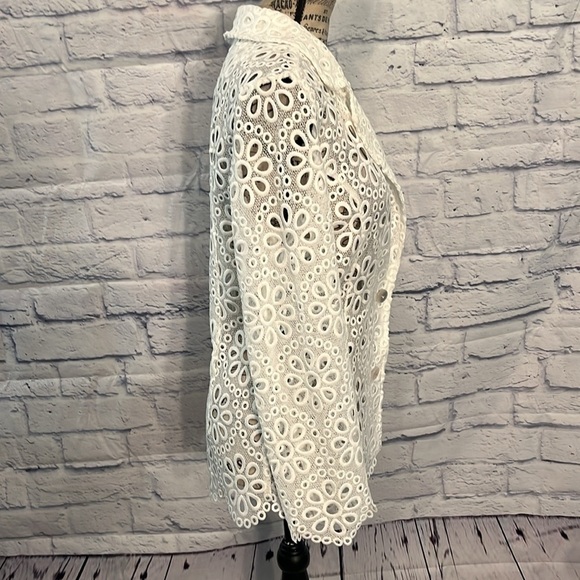 Berek Scalloped Lace Blazer White Embroidered Floral Size Small Summer - Picture 4 of 9